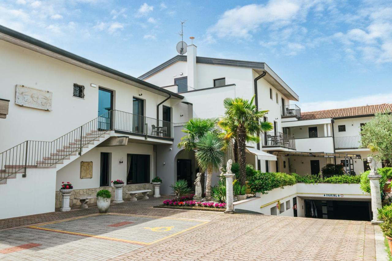 Hotel Arena Sirmione Exterior foto