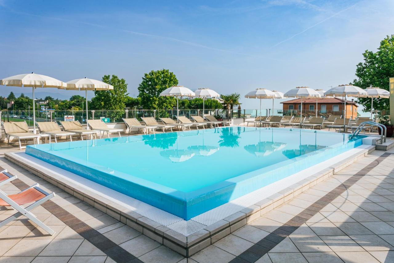 Hotel Arena Sirmione Exterior foto
