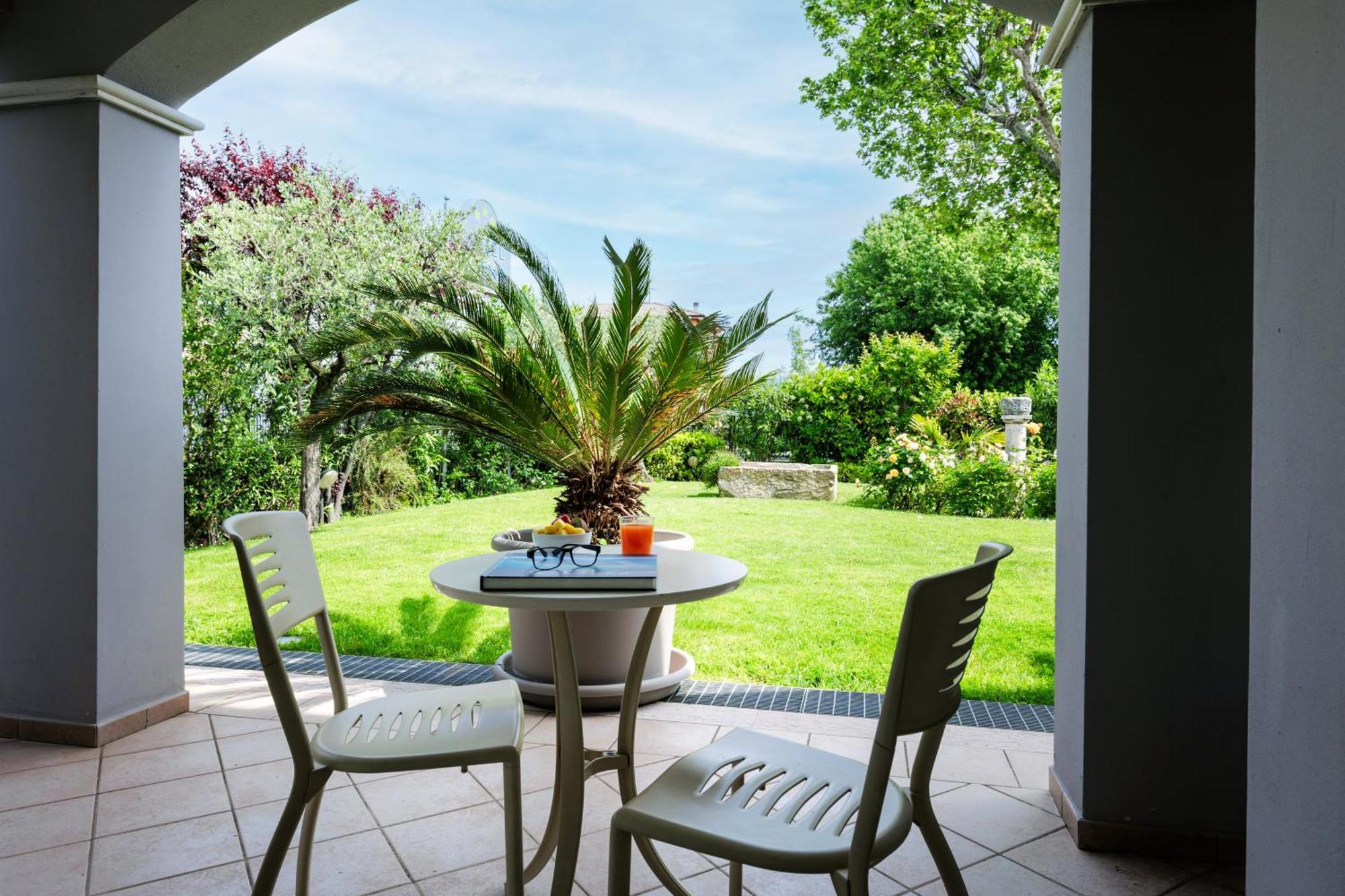 Hotel Arena Sirmione Exterior foto
