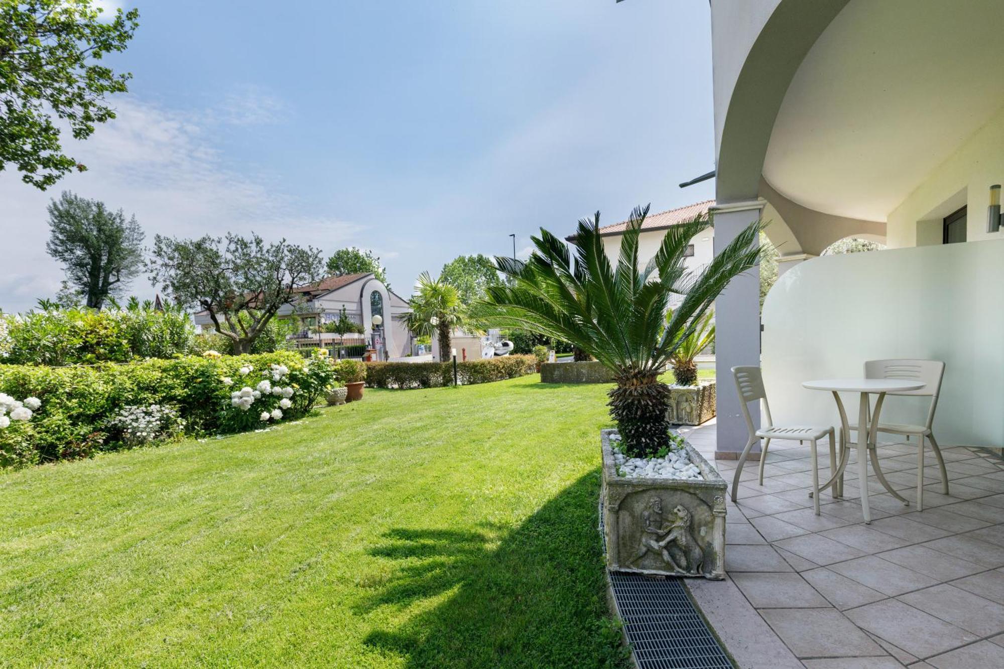 Hotel Arena Sirmione Exterior foto