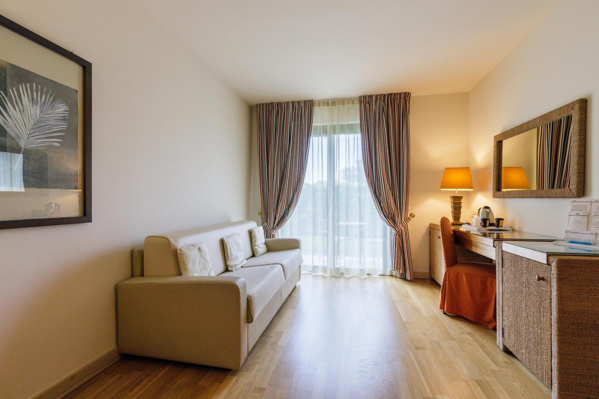 Hotel Arena Sirmione Exterior foto