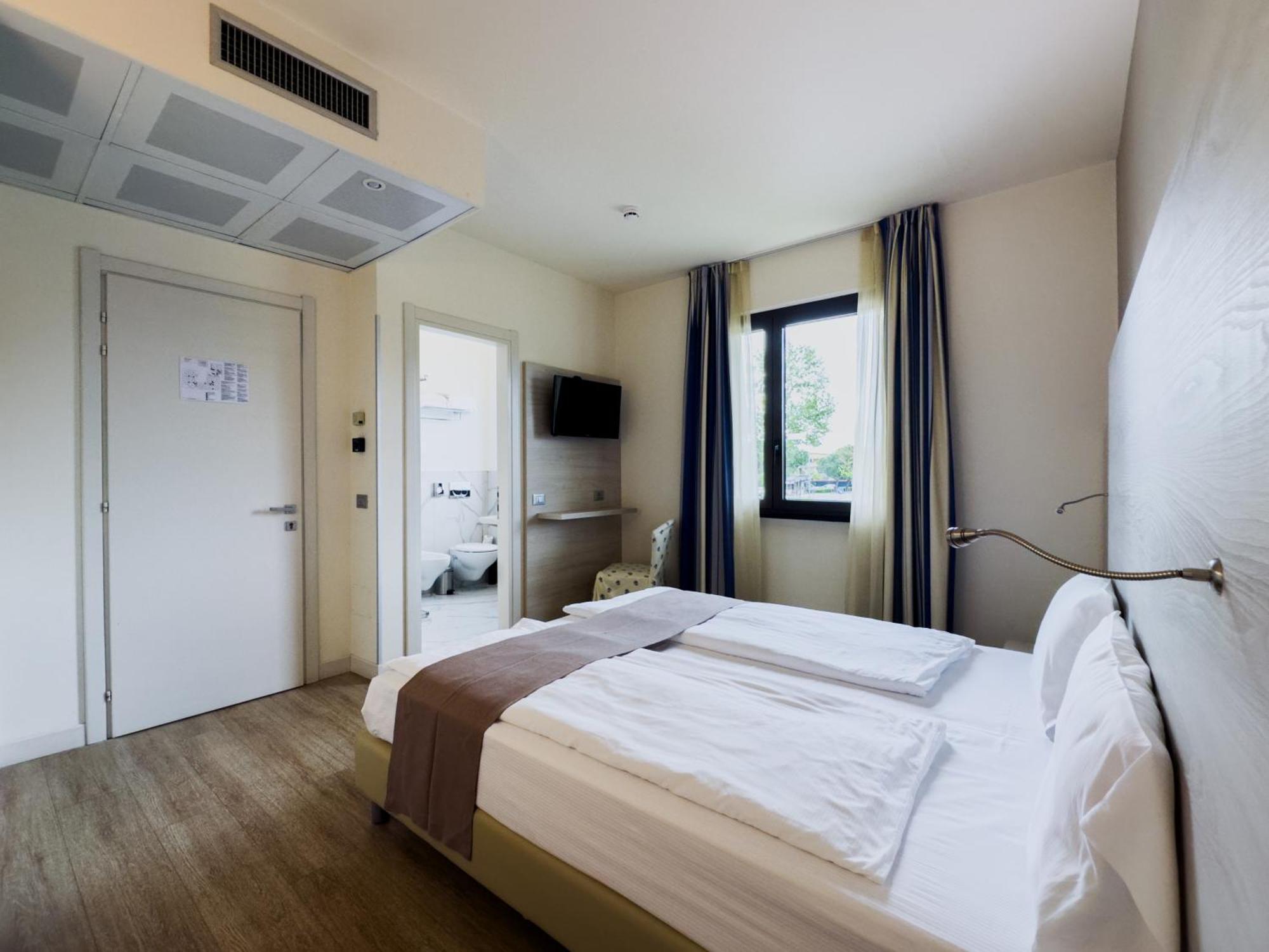 Hotel Arena Sirmione Exterior foto